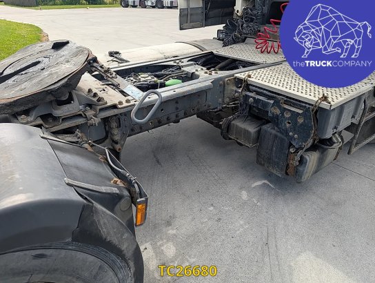 DAF XF 105 460 XF 105 460 2007 2 Tractor Units image 12