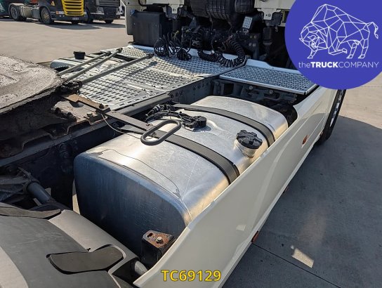 DAF 85 CF 480 85 CF 480 2018 2 Tractor Units image 12