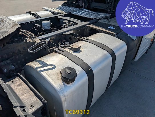 Volvo FH 460 590 2018 2 Tractor Units image 27