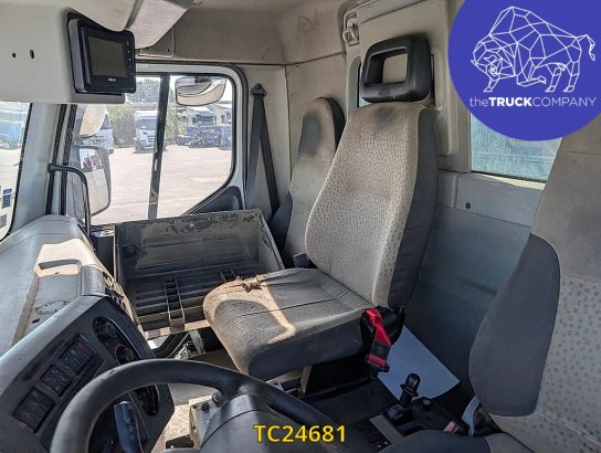 Renault Premium 320 Premium 320 2013 2 image 12