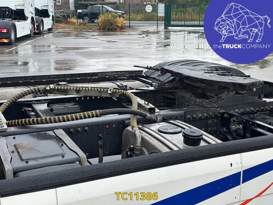 Volvo 590 2020 2 Tractor Units image 12