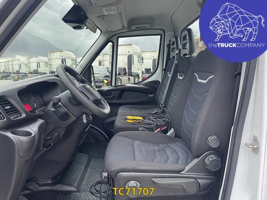 Iveco Daily 35S16 CAR TRANSPORT + WINCH Daily 35S16 CAR TRANSPORT + WINCH 2021 2 image 13
