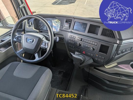 MAN TGX 570 TGX 470 2023 2 Tractor Units image 28