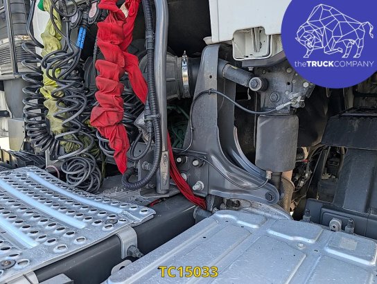 Volvo FH 460 590 2023 2 Tractor Units image 13
