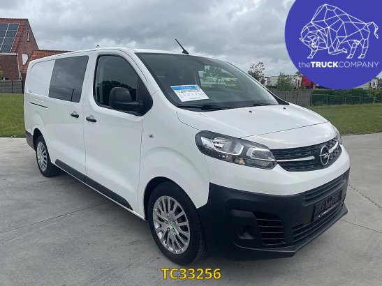 Opel Vivaro 2.0 CDTI DUBBELE CABINE - 5 ZITPLAATSEN Opel Vivaro 2.0 CDTI DUBBELE CABINE - 5 ZITPLAATSEN 2021 2 Closed vans...