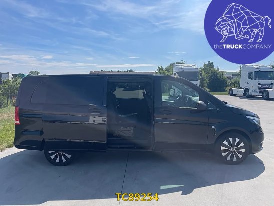Mercedes-Benz Vito 119 CDI - DUBBELE CABINE Vito 119 CDI - DUBBELE CABINE 2022 2 Closed vans image 13