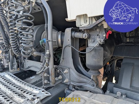 Volvo FH 460 590 2018 2 Tractor Units image 13