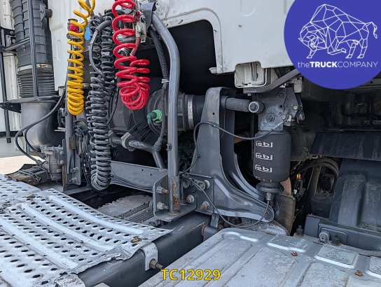 Volvo FH 460 590 2013 2 Tractor Units image 13