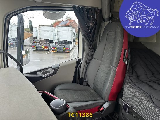 Volvo 590 2020 2 Tractor Units image 13