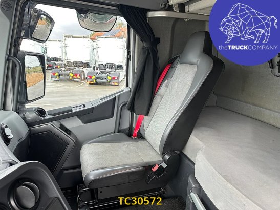 Renault T 460 T 460 2018 2 Tractor Units image 13