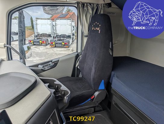 Volvo FH Aero 460 590 2025 2 Tractor Units image 13