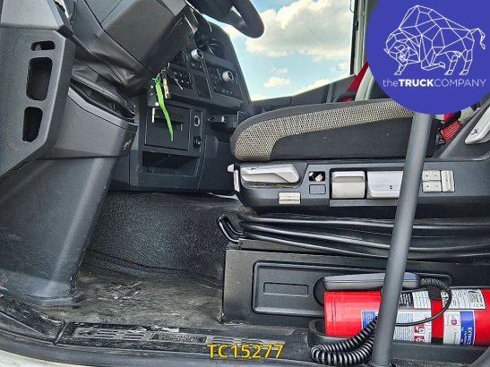 Renault T 440 10225 2019 2 Tractor Units image 13