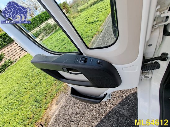 Peugeot Boxer 2.0 Euro 6 Peugeot Boxer 2.0 Euro 6 2019 2 Closed vans image 29