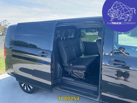Mercedes-Benz Vito 119 CDI - DUBBELE CABINE Vito 119 CDI - DUBBELE CABINE 2022 2 Closed vans image 14