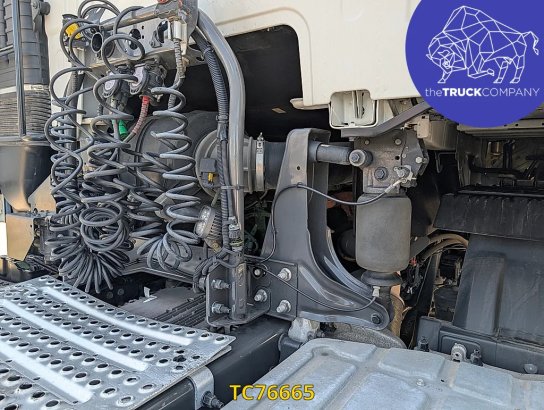 Volvo FH 460 590 2021 2 Tractor Units image 14