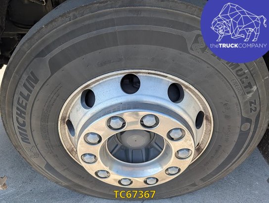 Volvo FH 500 590 2023 2 Tractor Units image 29