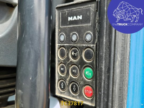 MAN TGS 400 TGS 400 2009 2 image 14