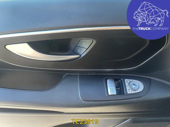 Mercedes-Benz Vito 114 CDI Vito 114 CDI 2021 2 Closed vans image 30