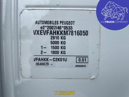 Opel Vivaro 2.0 CDTI DUBBELE CABINE - 5 ZITPLAATSEN Opel Vivaro 2.0 CDTI DUBBELE CABINE - 5 ZITPLAATSEN 2021 2 Closed vans...