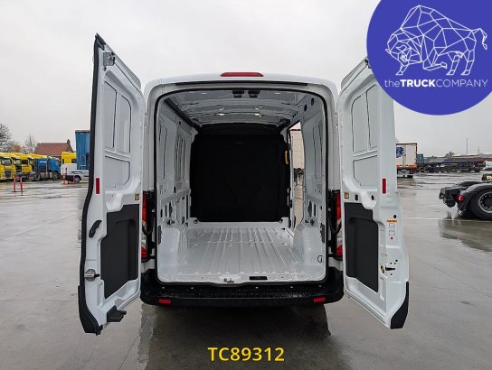 Ford Transit 130 L2H2 bv auto Transit L2H2 AUTOMATIC GEARBOX - NEW VAN 2025 1 Closed vans image 15