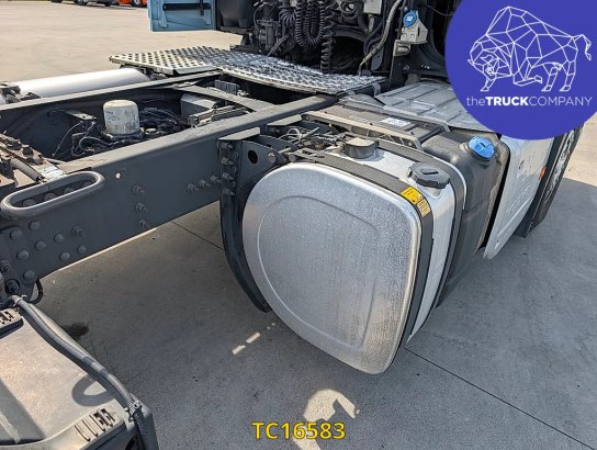 Volvo FH 460 590 2020 2 Tractor Units image 30
