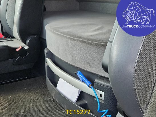 Renault T 440 10225 2019 2 Tractor Units image 15