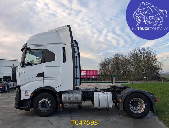Iveco S-Way 480 S-Way 480 2021 2 Tractor Units image 17