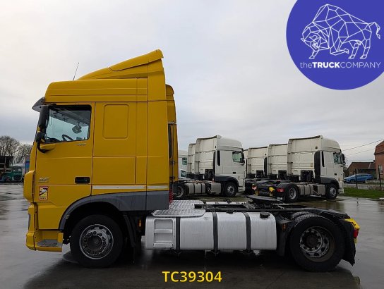 DAF XF 460 XF 460 2015 2 Tractor Units image 17