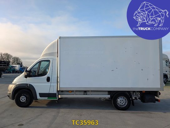 Peugeot Boxer 2.0 HDI BOX + LIFT ONLY ONE PART OF REGISTRATION CARD Peugeot Boxer 2.0 HDI BOX + LIFT - ONLY ONE PART OF RE...