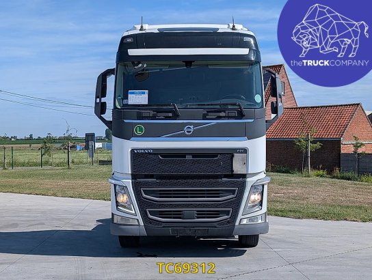 Volvo FH 460 590 2018 2 Tractor Units image 2