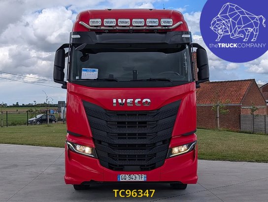 Iveco S-Way 490 S-Way 490 2023 2 Tractor Units image 47