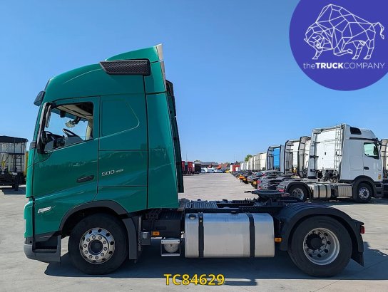 Volvo FH 500 590 2023 2 Tractor Units image 32
