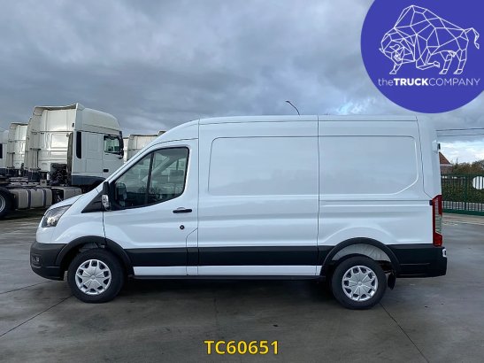 Ford Transit 130.35 l2h2 Transit 130.35 L2H2 - AUTOMATIC GEARBOX - NEW VAN 2025 1 Closed vans image 2