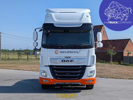 DAF 85 CF 320 Electric 85 CF 320 Electric 2022 2 Tractor Units image 16