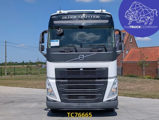 Volvo FH 460 590 2021 2 Tractor Units image 17