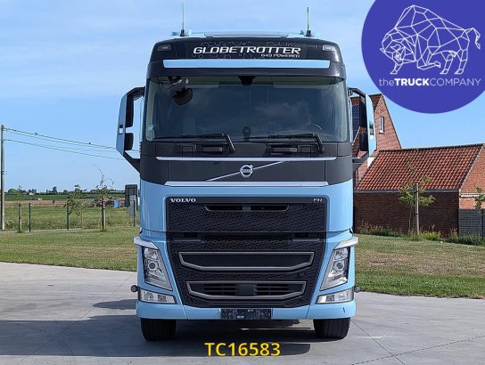 Volvo FH 460 590 2020 2 Tractor Units image 32