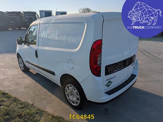 Fiat Doblo 1.4i PETROL / CNG Fiat Doblò 1.4i PETROL / CNG 2017 2 Closed vans image 18