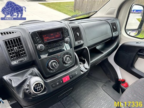 Citroën citroen_jumper Dubbele cabine + laadbak Euro 6 Citroën citroen_jumper Dubbele cabine + laadbak Euro 6 2018 2 Close...
