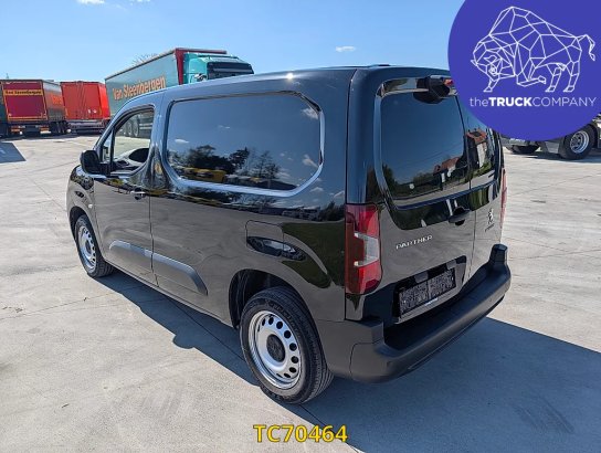 Peugeot Partner 1.5 BlueHDi 100 Peugeot Partner 1.5 BlueHDi 100 2022 2 Closed vans image 18