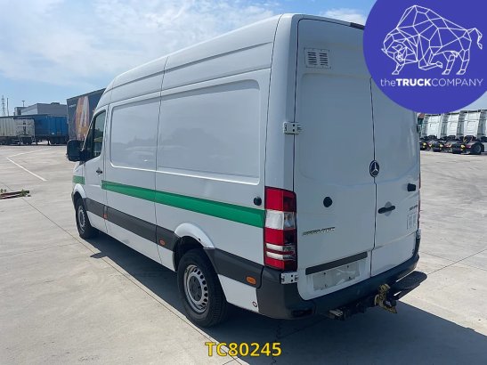 Mercedes-Benz Sprinter 316 37s 5p Sprinter 316 37s 5p 2017 2 Closed vans image 3