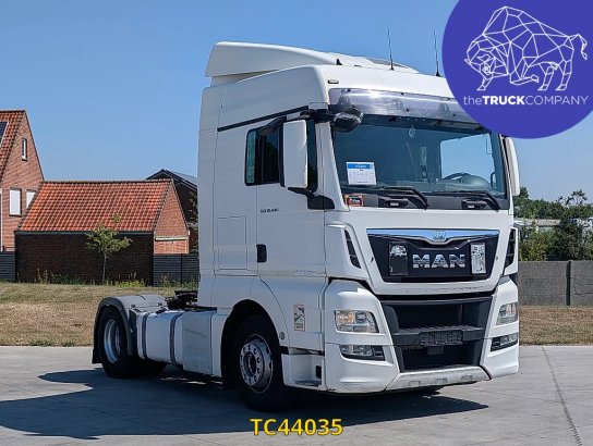 MAN TGX 440 2016 2 Tractor Units image 3