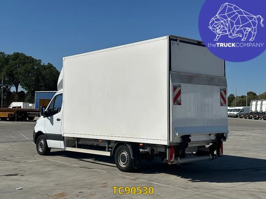 Mercedes-Benz Sprinter 317 CDI KOFFER MET LIFT - AUTOMAAT Mercedes-Benz Sprinter 317 CDI KOFFER MET LIFT - AUTOMAAT 2023 2...