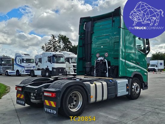 Volvo FH 500 590 2023 2 Tractor Units image 63