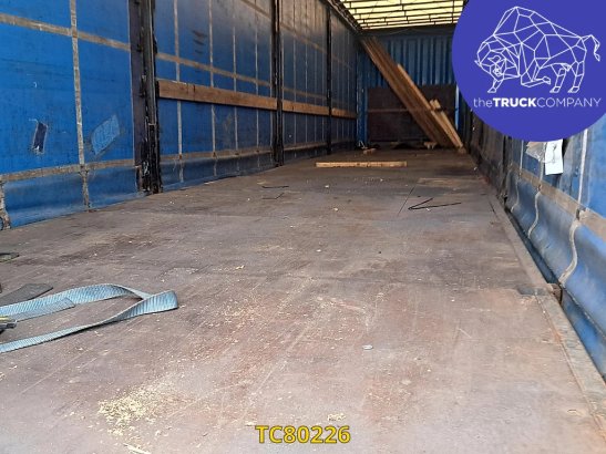 Krone SD Curtainsides 9357 2012 2 image 24
