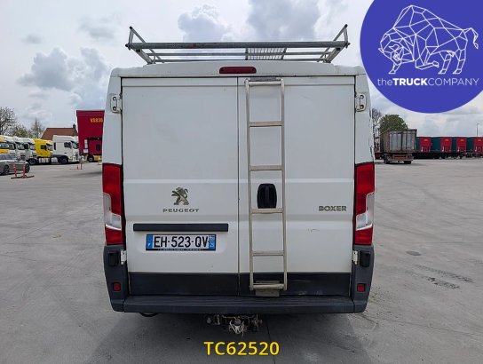 Peugeot Boxer Boxer 3t3 2l blue hdi 110 pack Peugeot Boxer 3t3 2l blue hdi 110 pack 2016 2 Closed vans image 4
