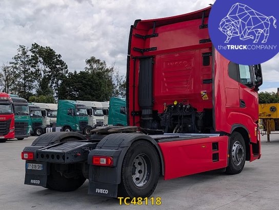Iveco S-Way 510 S-Way 510 2021 2 Tractor Units image 4