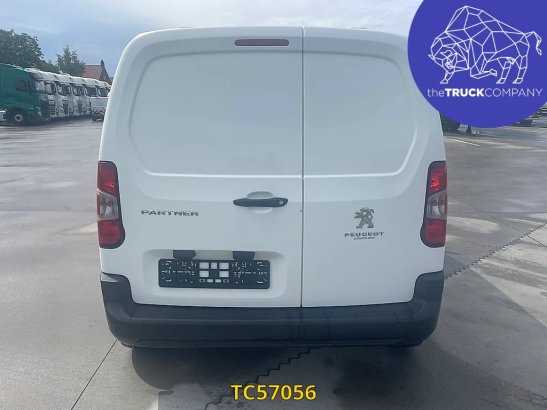 Peugeot Partner 1.5 HDI - AUTOMATIC GEARBOX Peugeot Partner 1.5 HDI - AUTOMATIC GEARBOX 2022 2 Closed vans image 19