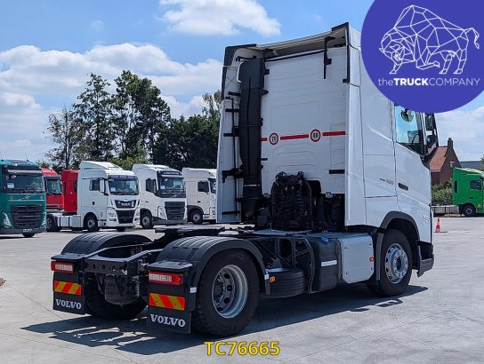 Volvo FH 460 590 2021 2 Tractor Units image 4