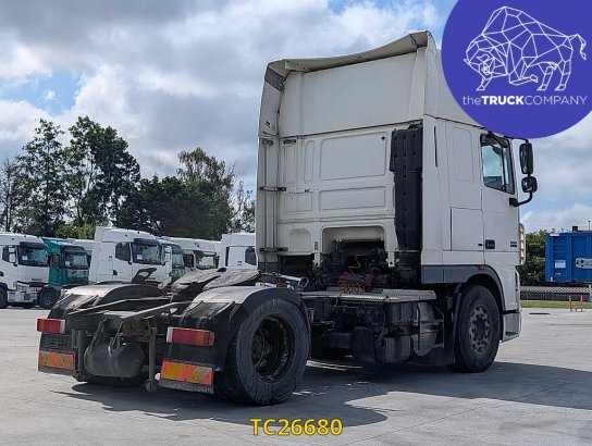 DAF XF 105 460 XF 105 460 2007 2 Tractor Units image 4