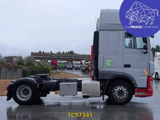 DAF XF Euro6 450 XF Euro6 450 2019 2 Tractor Units image 4